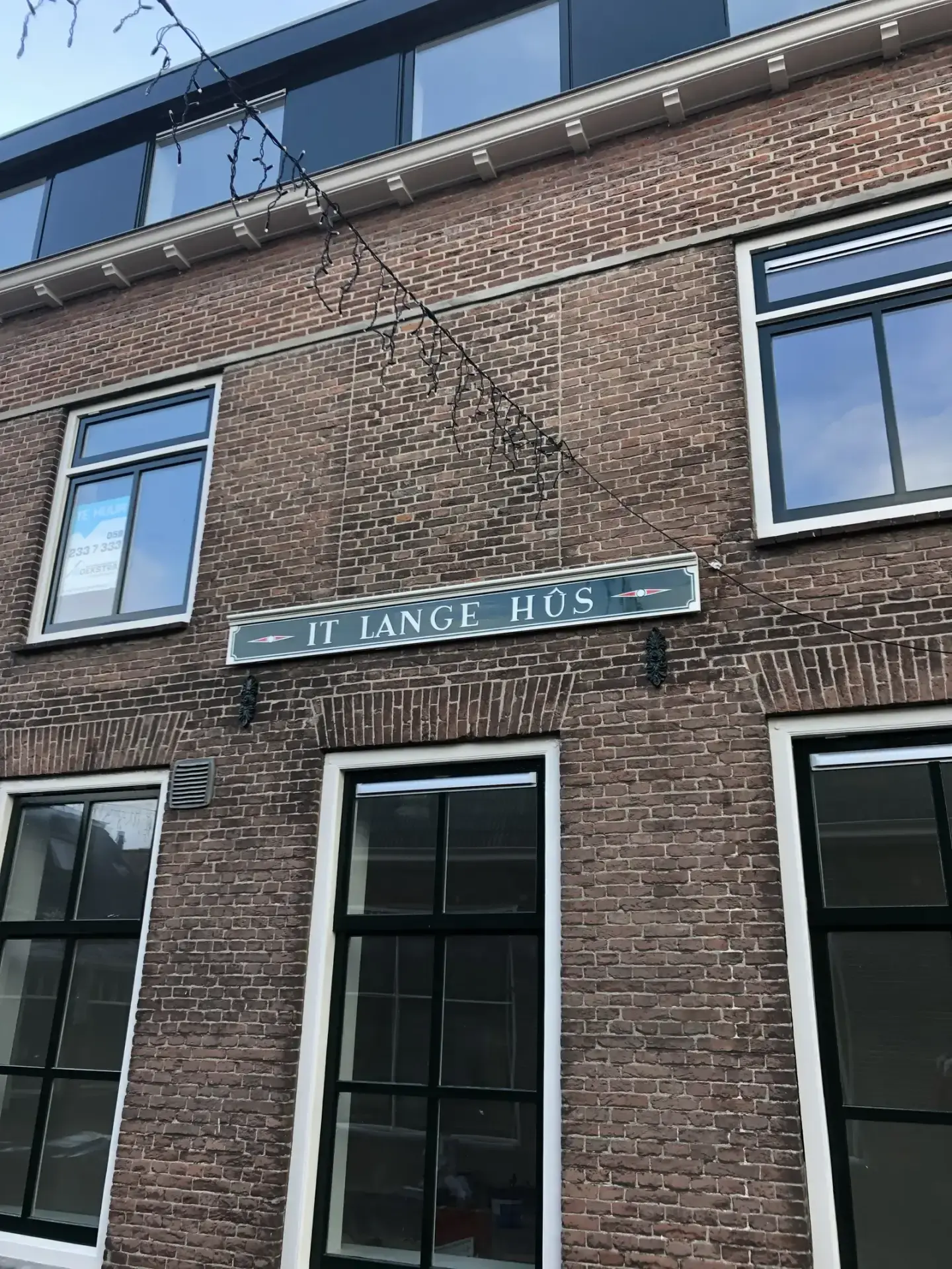 Monumentaal pand in de binnenstad — Buitenschilderwerk in Leeuwarden